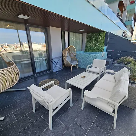 Superior Jacuzzi Sea Side Terrace Appartement *