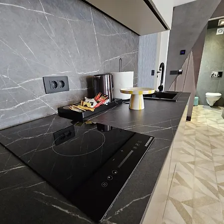 Superior Jacuzzi Sea Side Terrace Daire *